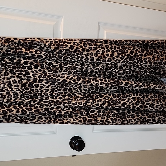 Torrid leopard dress with POCKETS - Picture 15 of 15